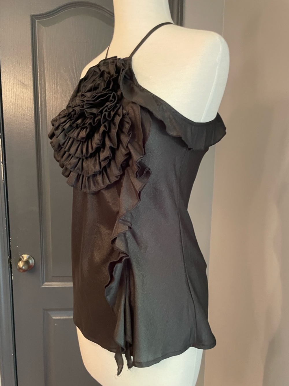 Vintage 90’s Club Black Ruffle Flower Halter Women’s Top - Picture 2 of 9